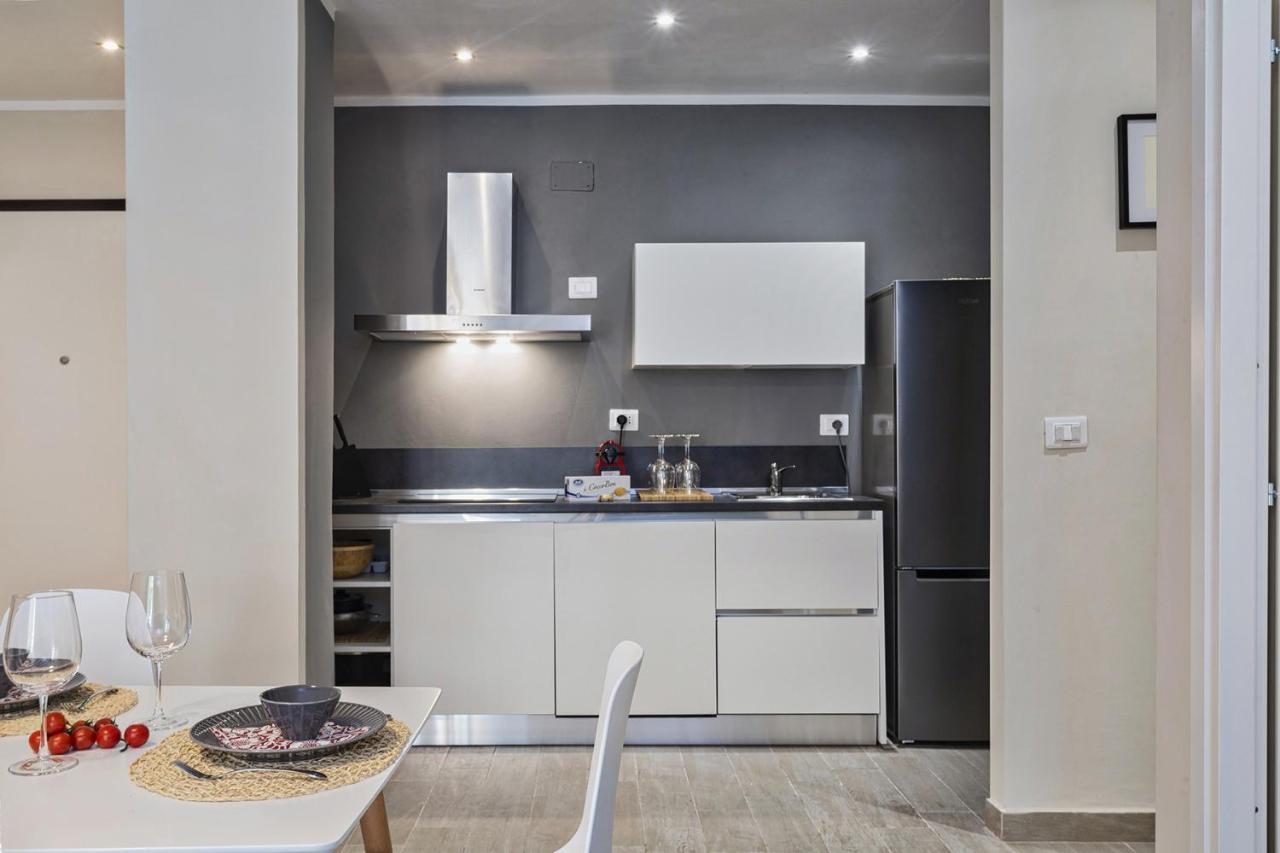Carignano Design Apartments By Wonderful Italy เจนัว ภายนอก รูปภาพ