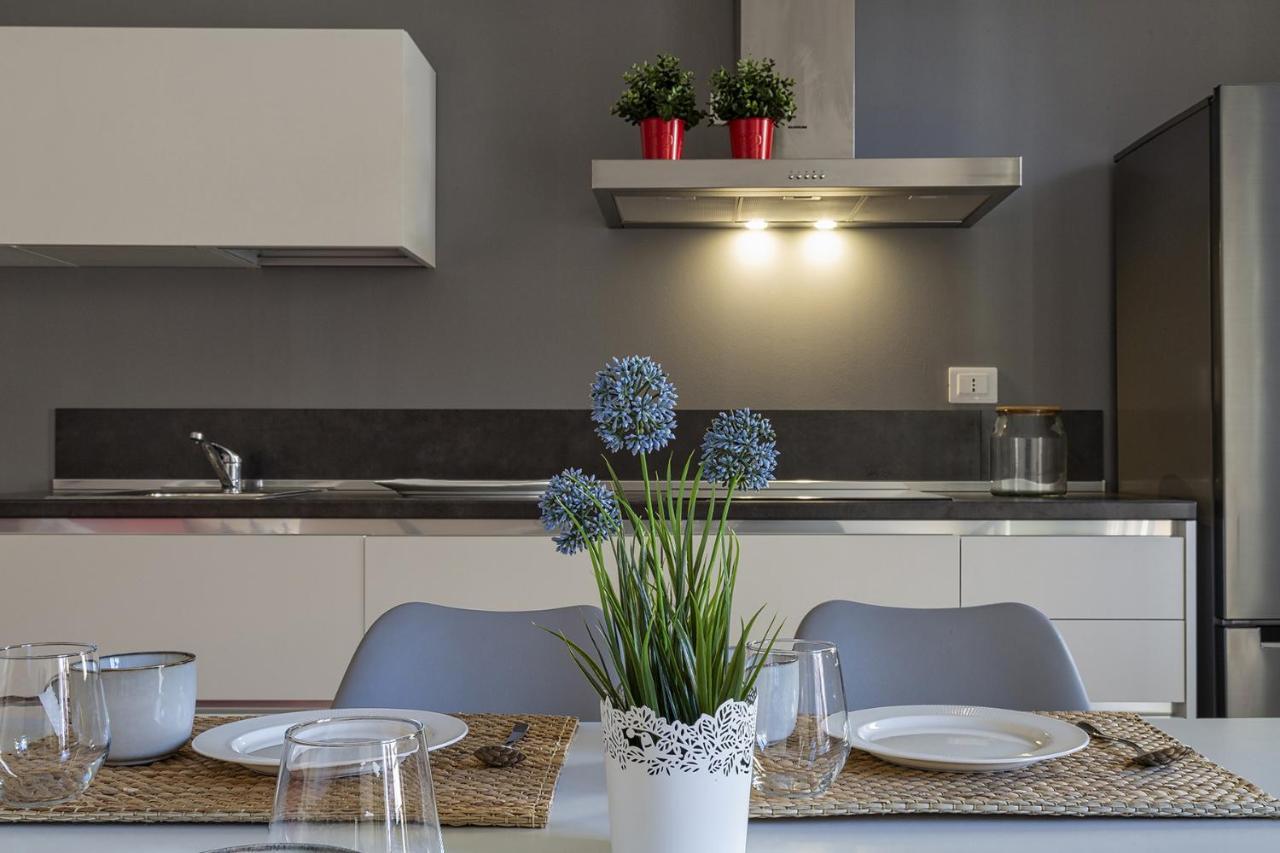 Carignano Design Apartments By Wonderful Italy เจนัว ภายนอก รูปภาพ